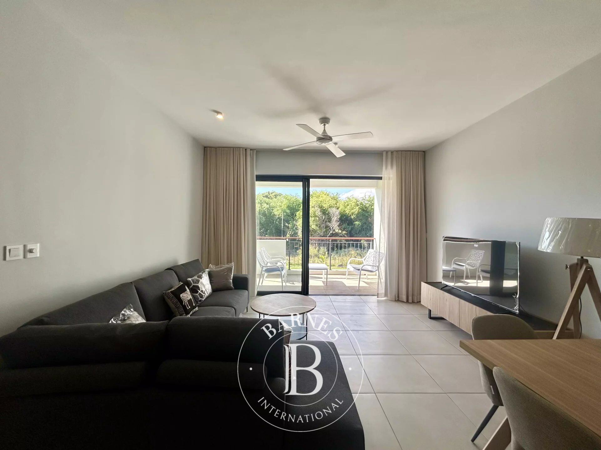 CASCAVELLE - Appartement 2 chambres - picture 2