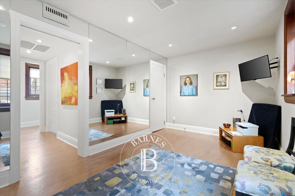 Daire Westmount - picture 35