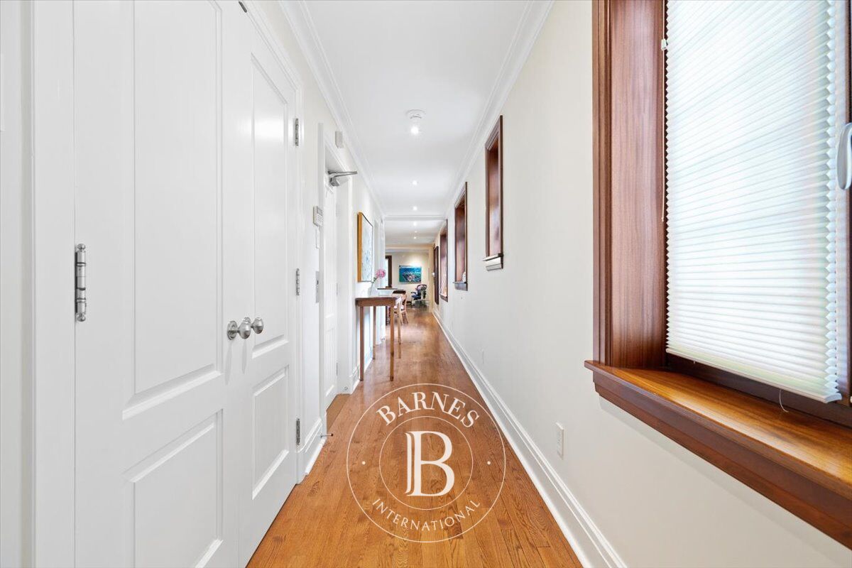 Daire Westmount - picture 29