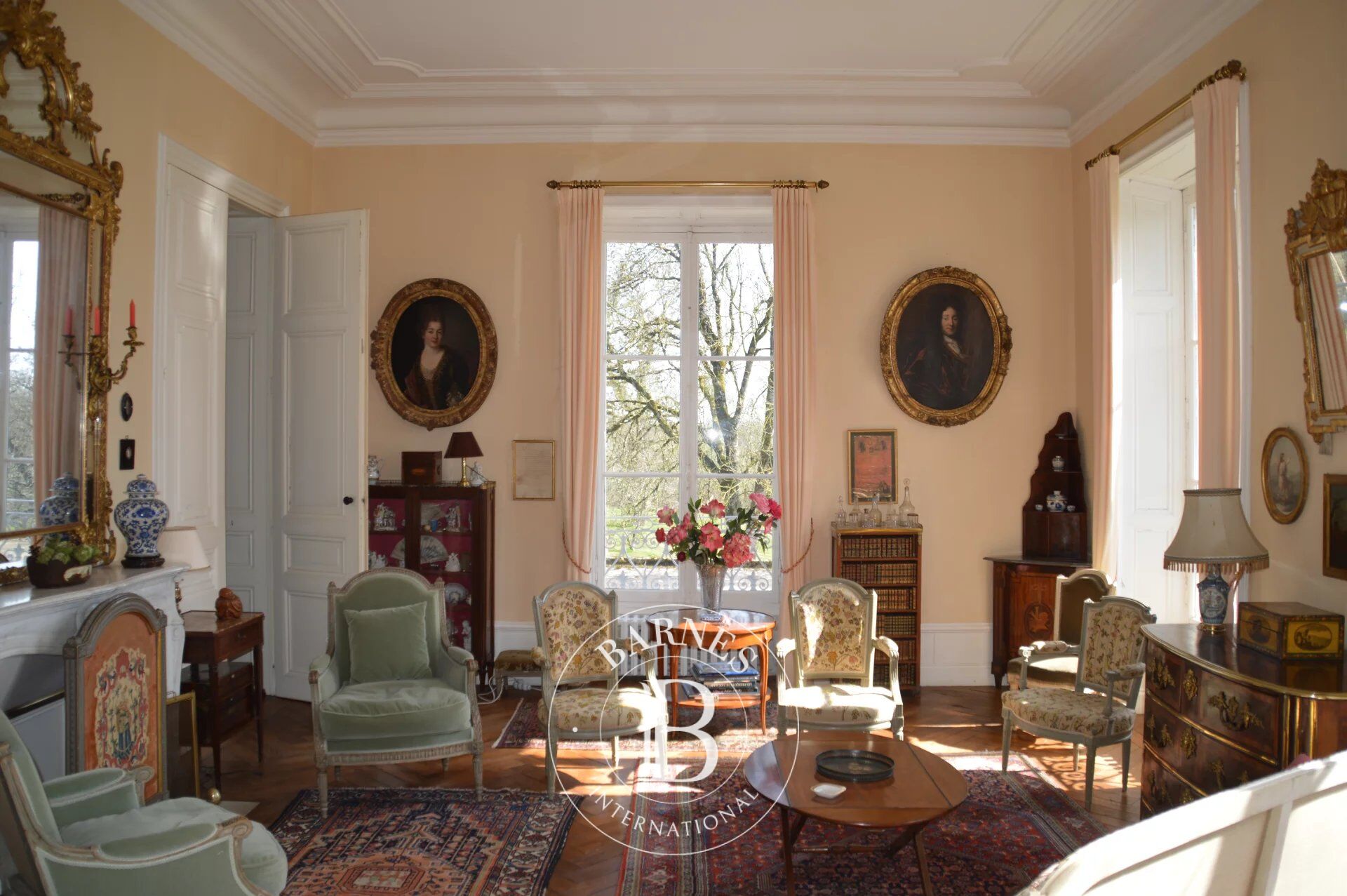 Castillo Saint-Maixent-de-Beugné - picture 3