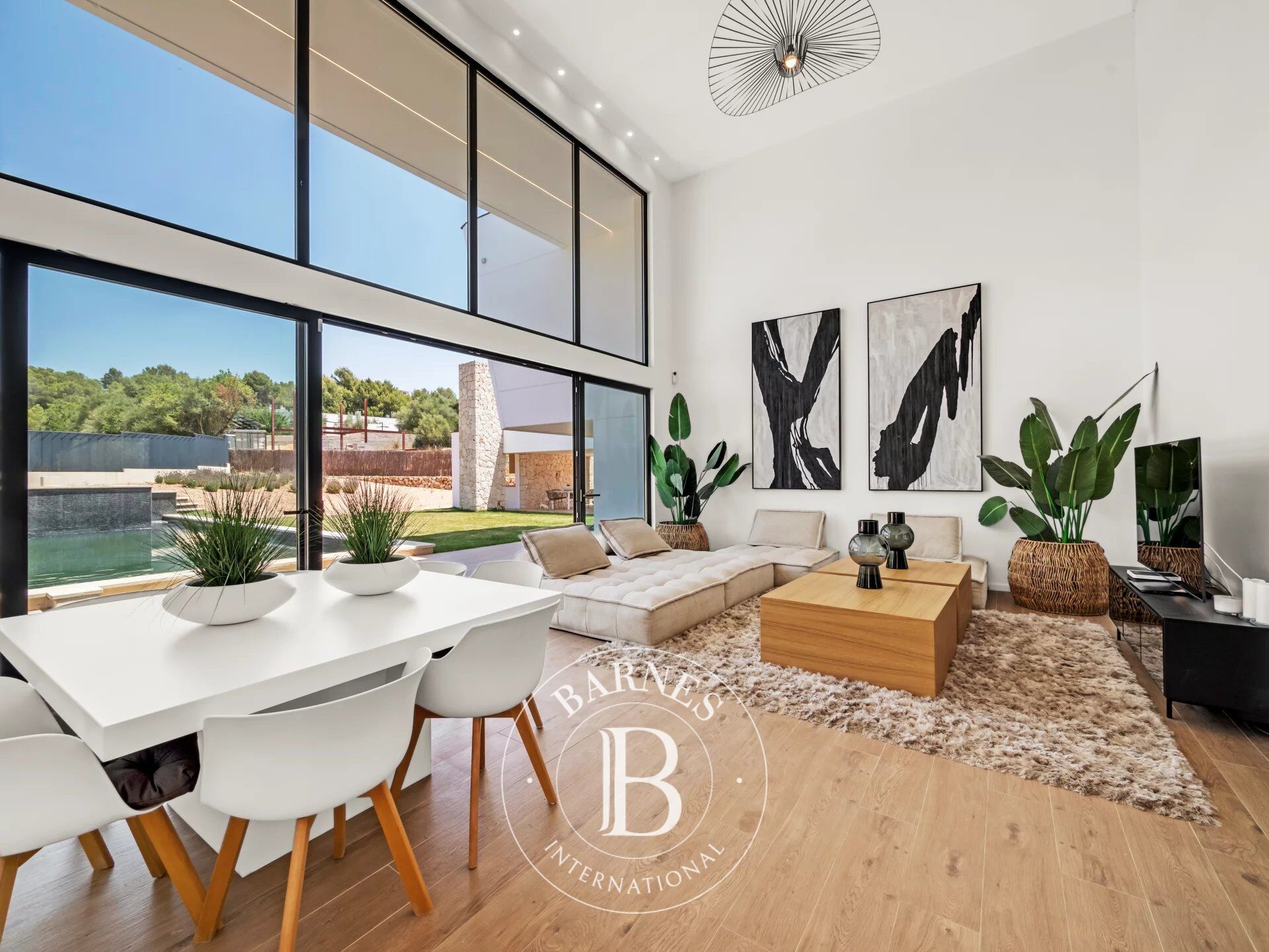 Modern Luxury 4-Bedroom Villa with Panoramic Mountain Views and Private Pool in La Font Seca - picture 1