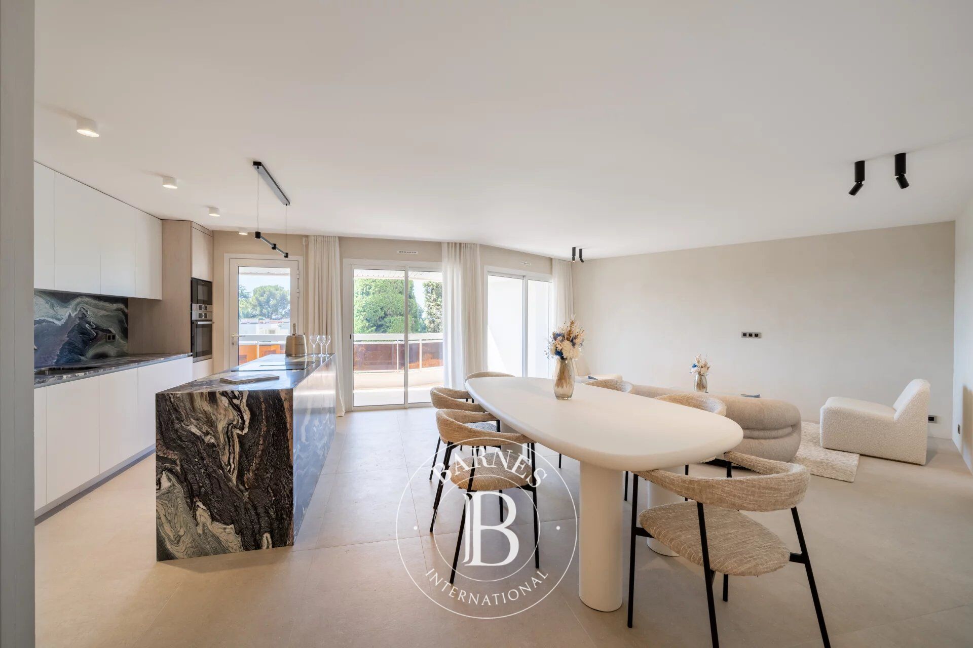 Daire Cannes - picture 16