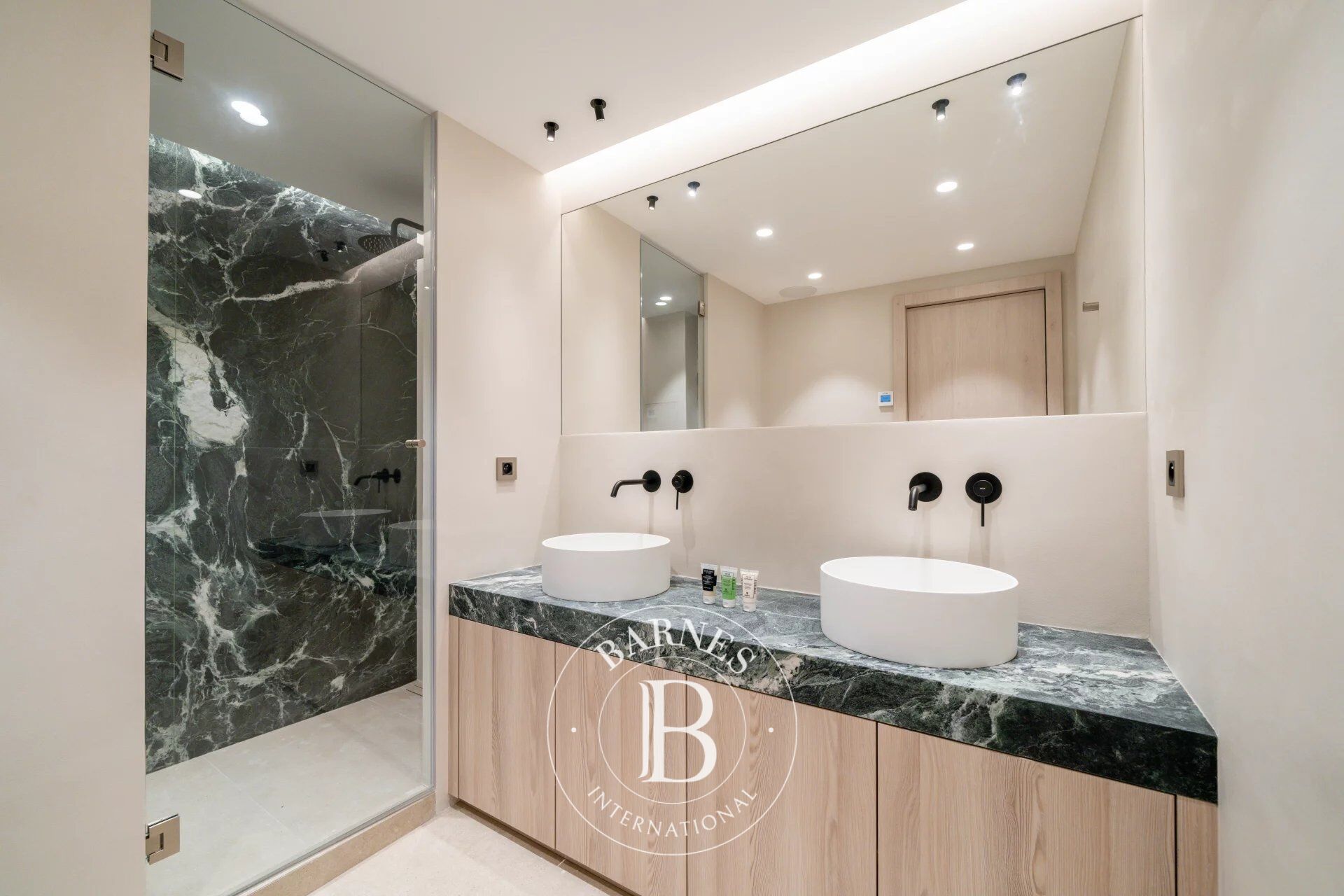 Daire Cannes - picture 17