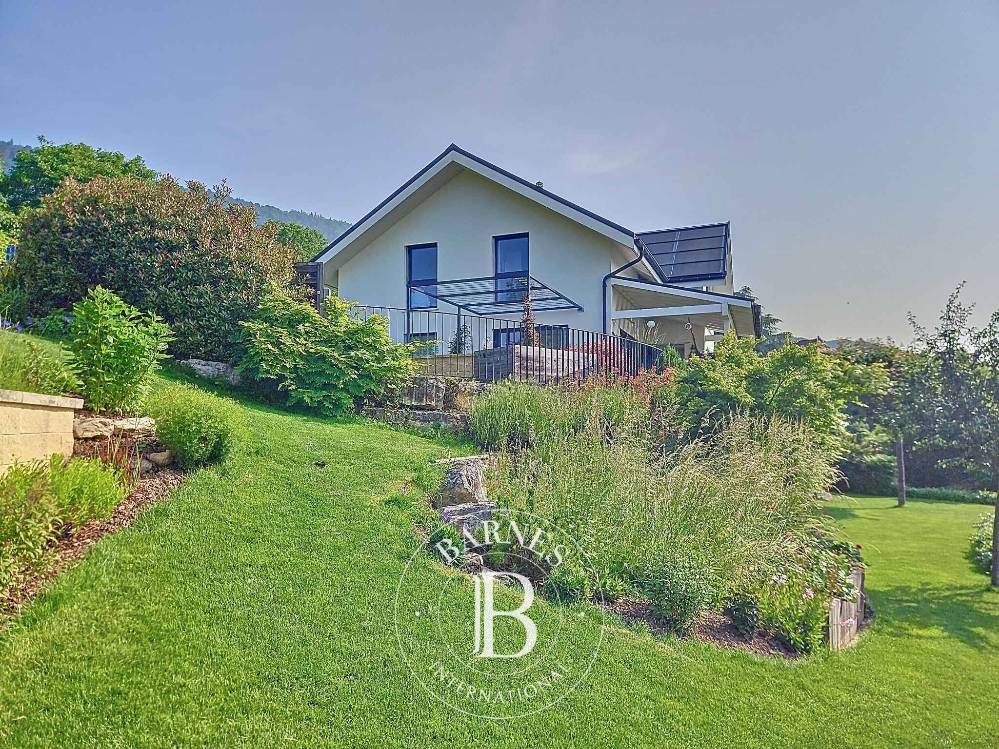 Villa Villars-Burquin - picture 3