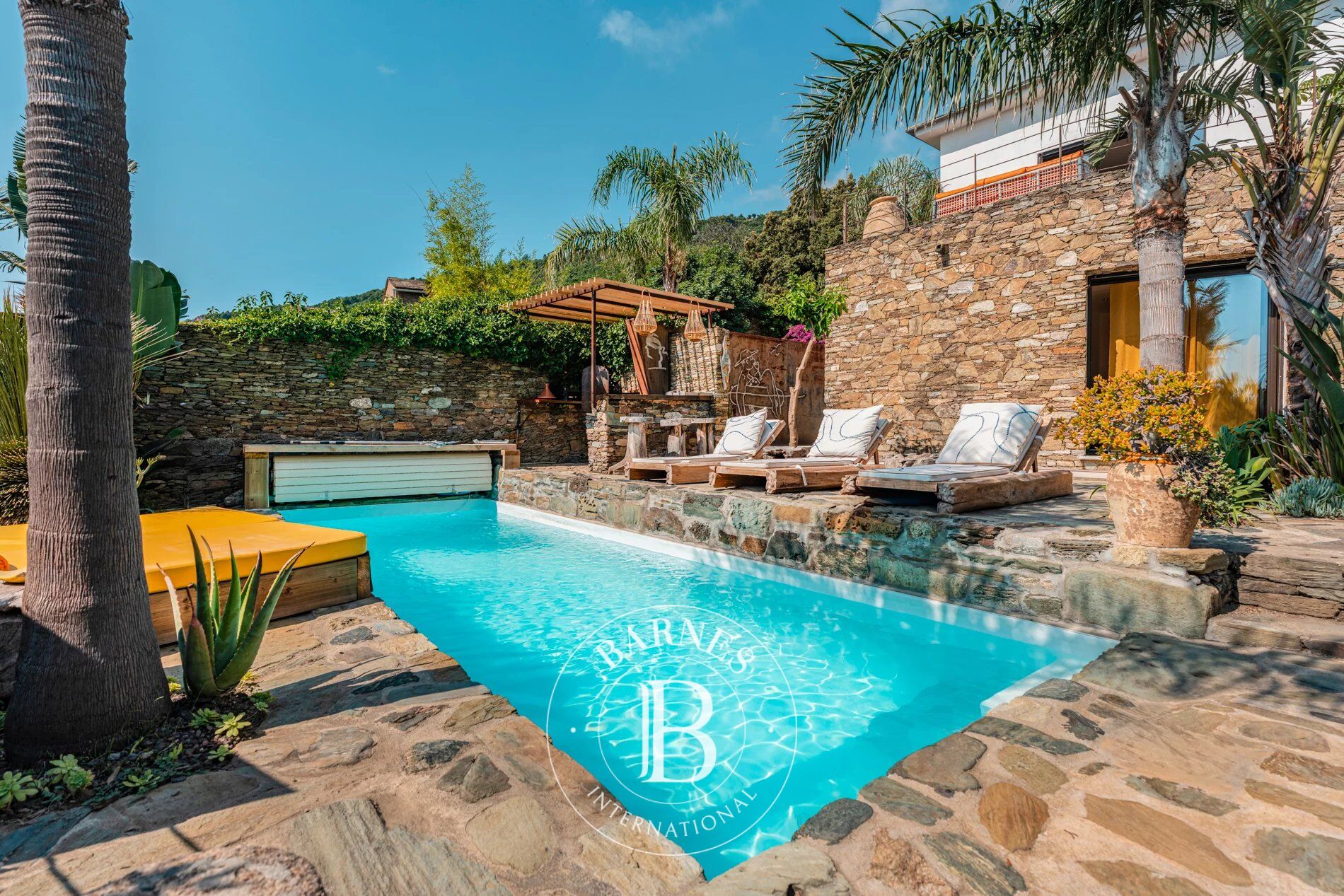 Villa Brando - picture 3