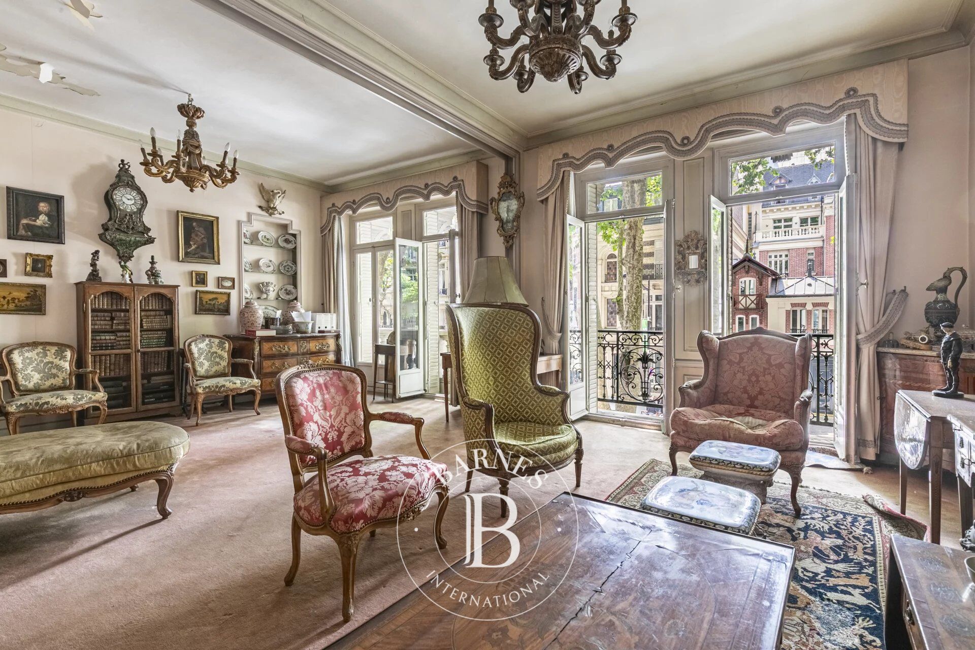 PARIS 7 - GROS CAILLOU - 127M2 - 2 CHAMBRES - VUE TOUR EIFFEL - picture 2