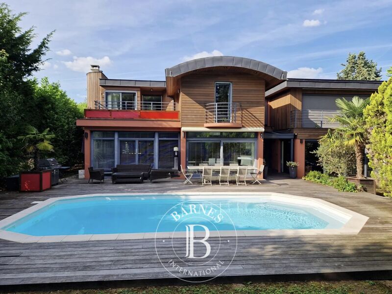 Venta, Casa Montlignon - picture 1