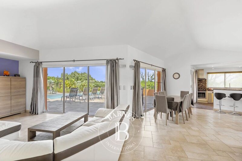 Venta, Villa Porto-Vecchio - picture 3