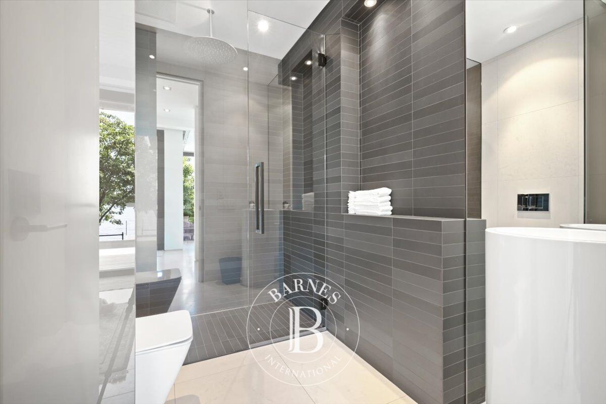 Ev Pointe-Claire - picture 10