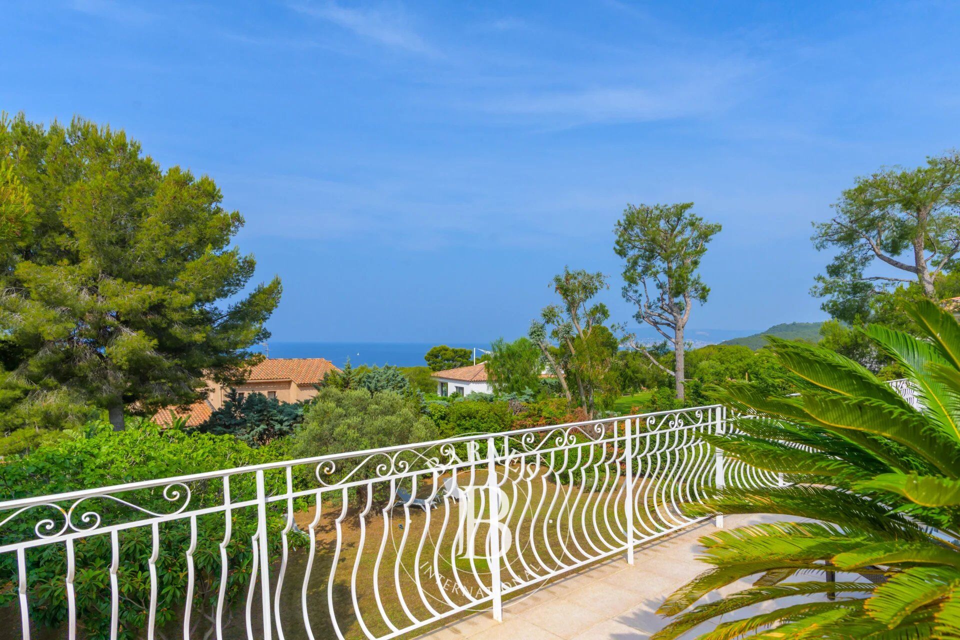 Villa Saint-Cyr-sur-Mer - picture 2