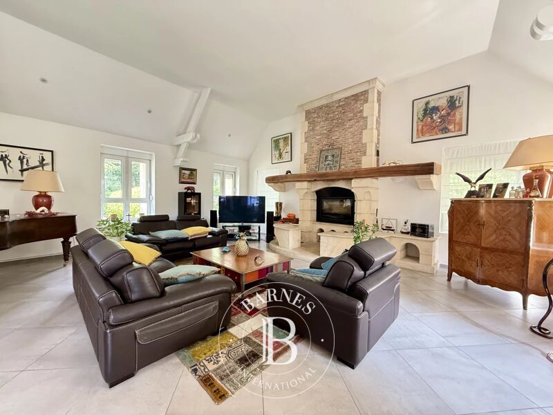 Venta, Casa Jenlain - picture 1