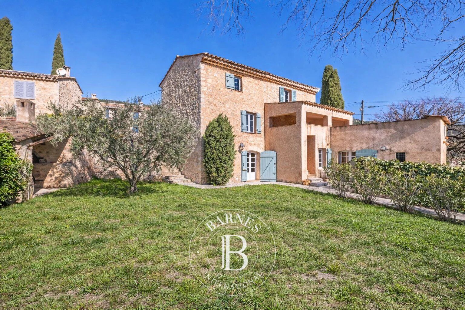 Villa Peymeinade - picture 1