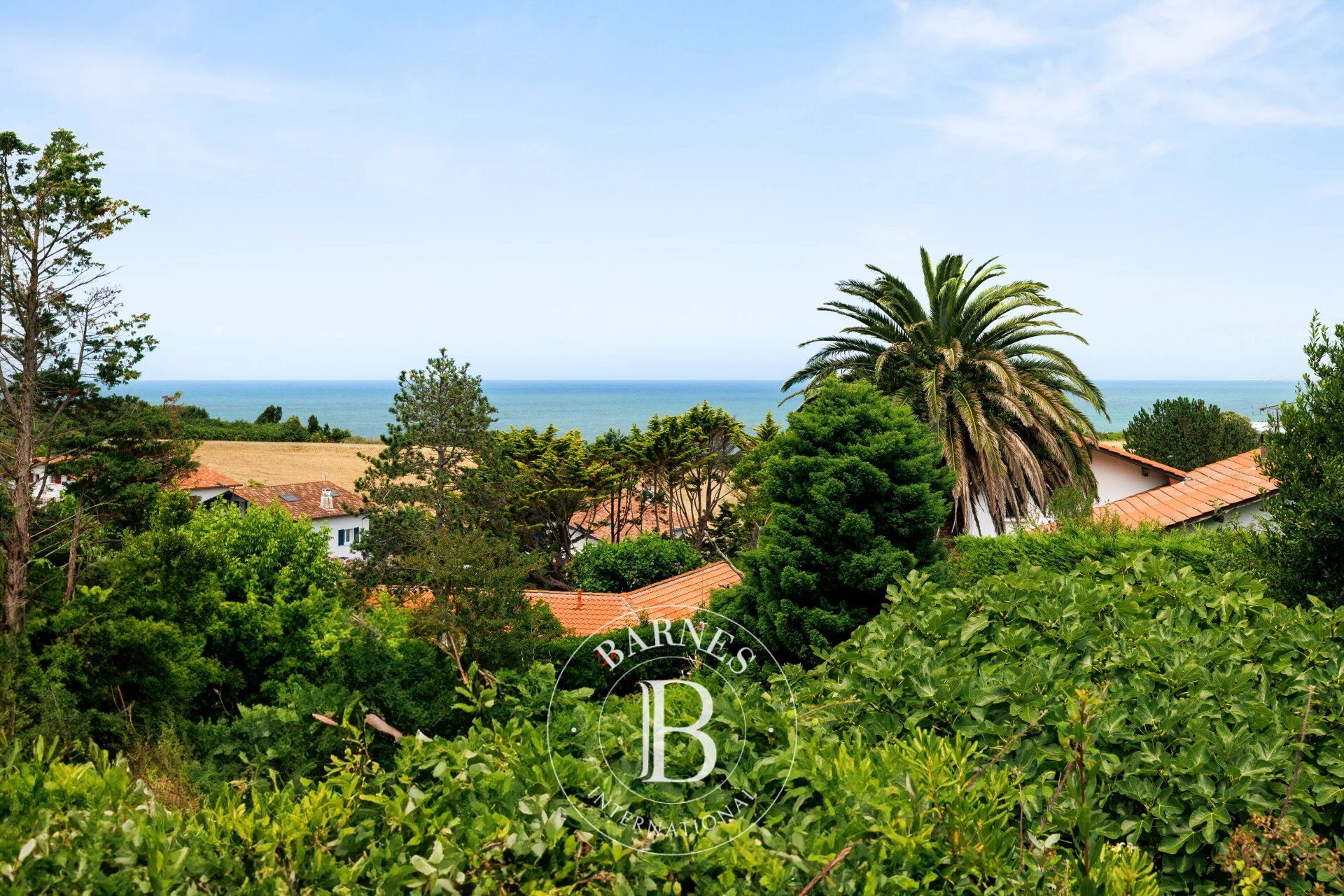 SAINT JEAN DE LUZ, MAISON AU CALME ET PROCHE DU CENTRE-VILLE - picture 1