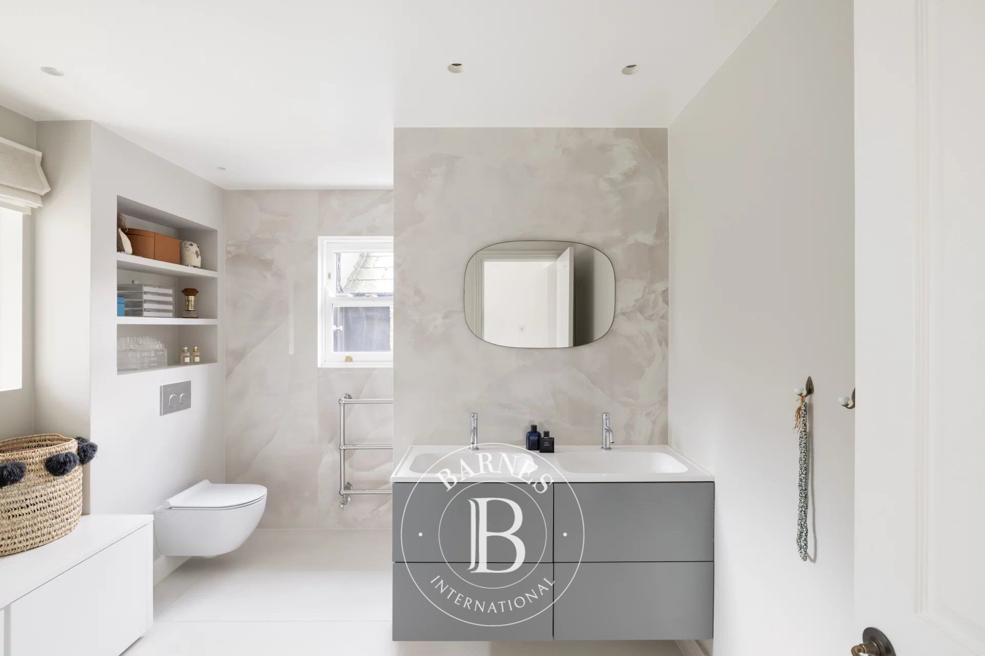 Ev London - picture 15