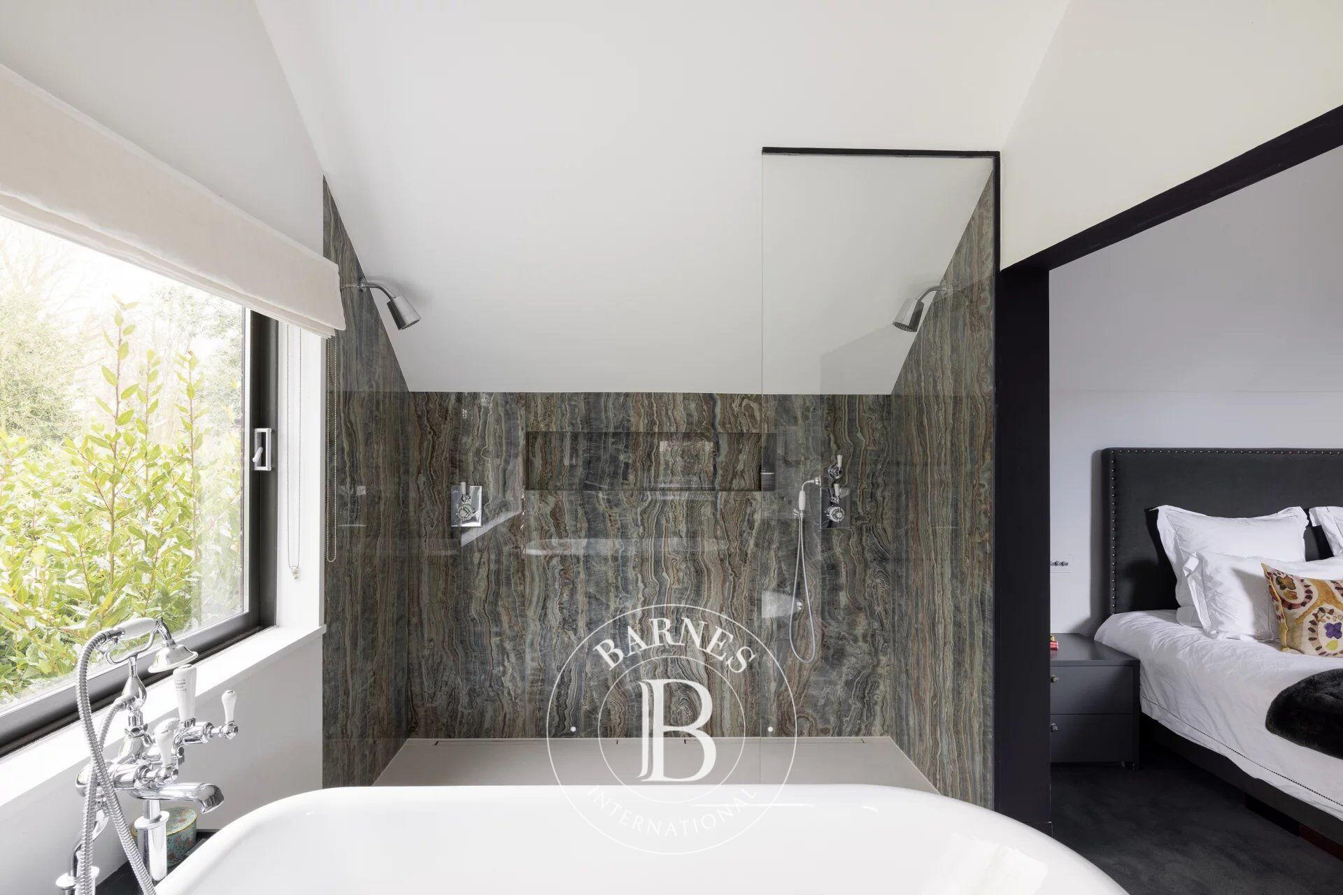 Ev London - picture 12