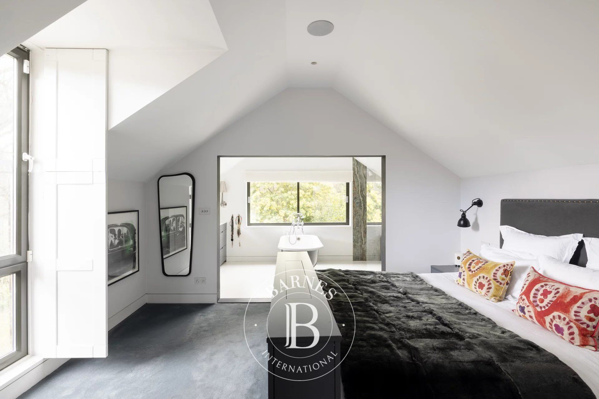 Ev London - picture 11