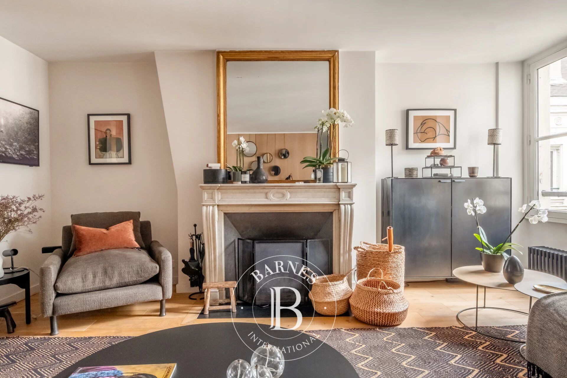 Piso Paris 7ème - picture 2