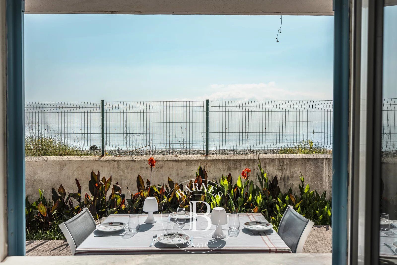 Lavasina, beachfront apartment, 1 bedroom, large terrace, panoramic sea view - picture 3