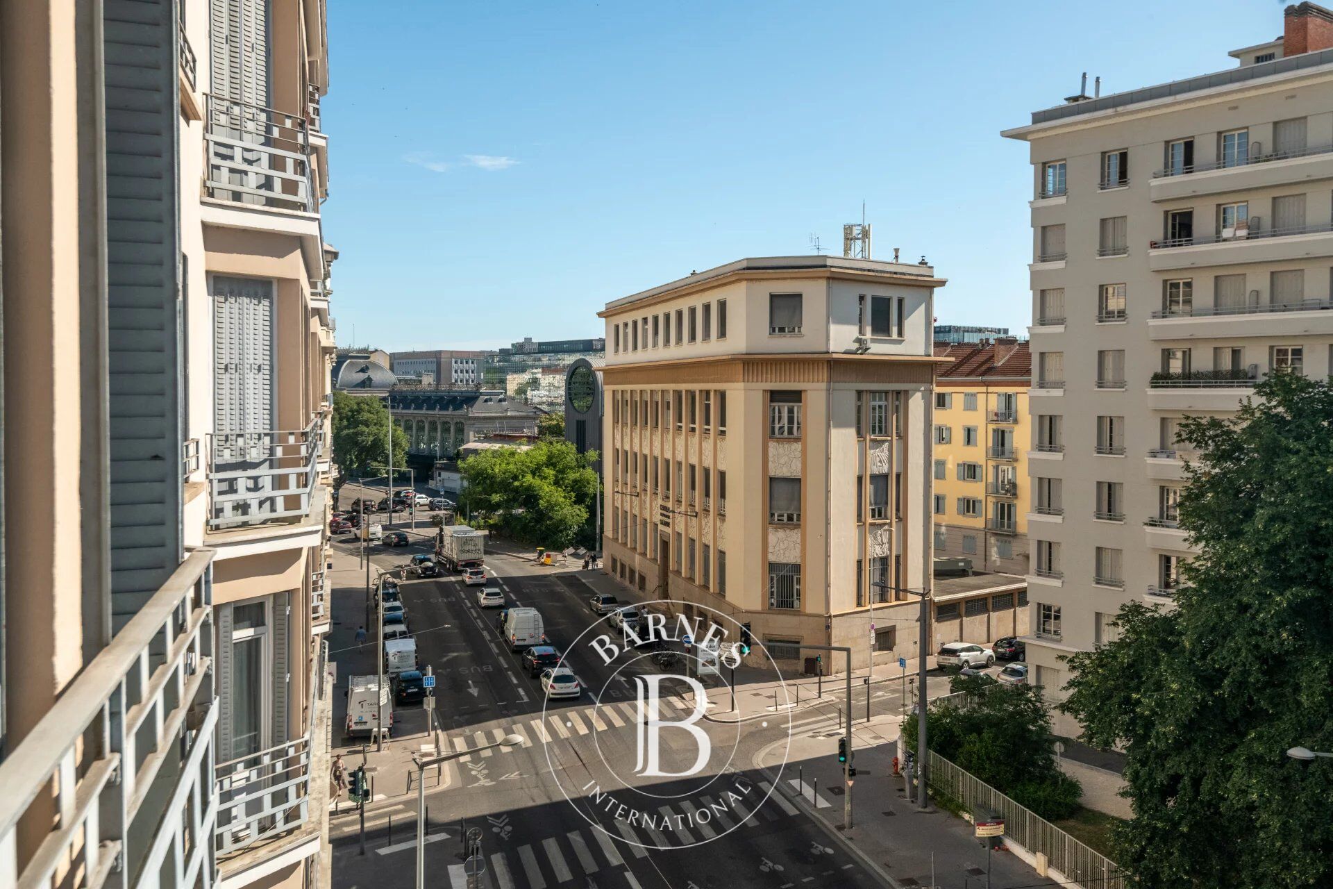 Piso Lyon 6ème - picture 2