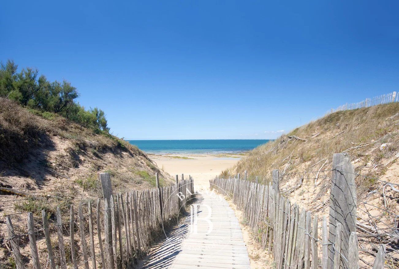 Plot of land Le Bois-Plage-en-Ré - picture 1
