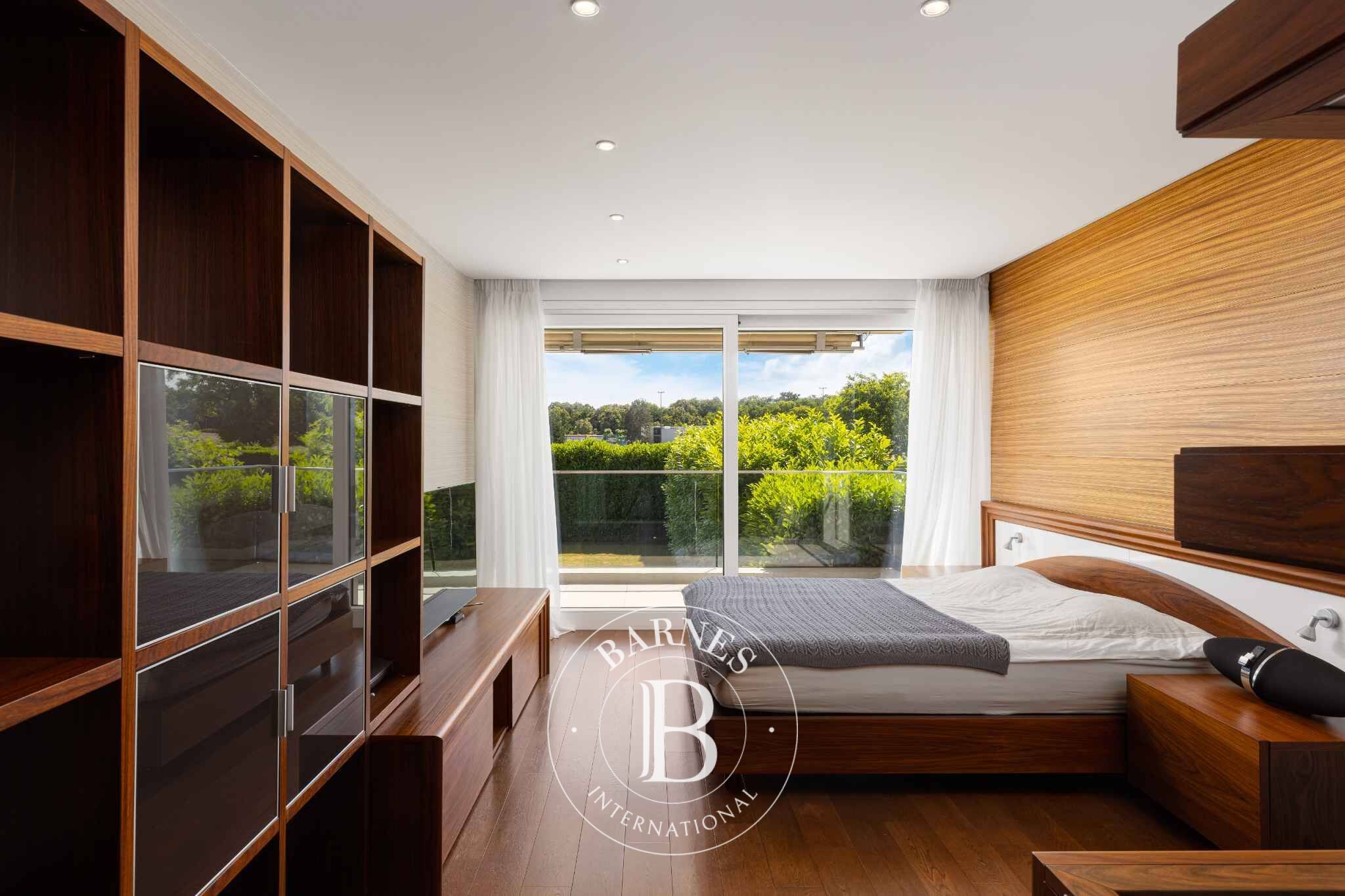 For Sale, Villa Coppet - picture 6