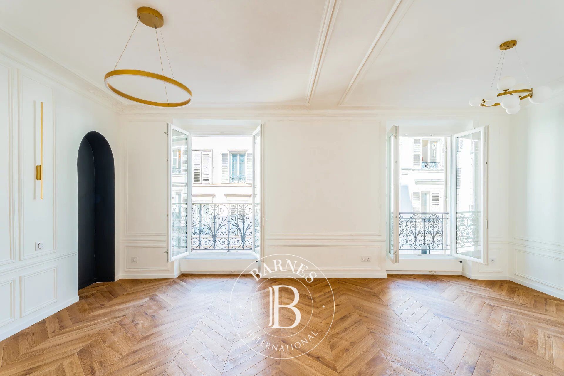 PARIS 17 - 1-BED - BALCONY - FULLY REFURBISHED - picture 1