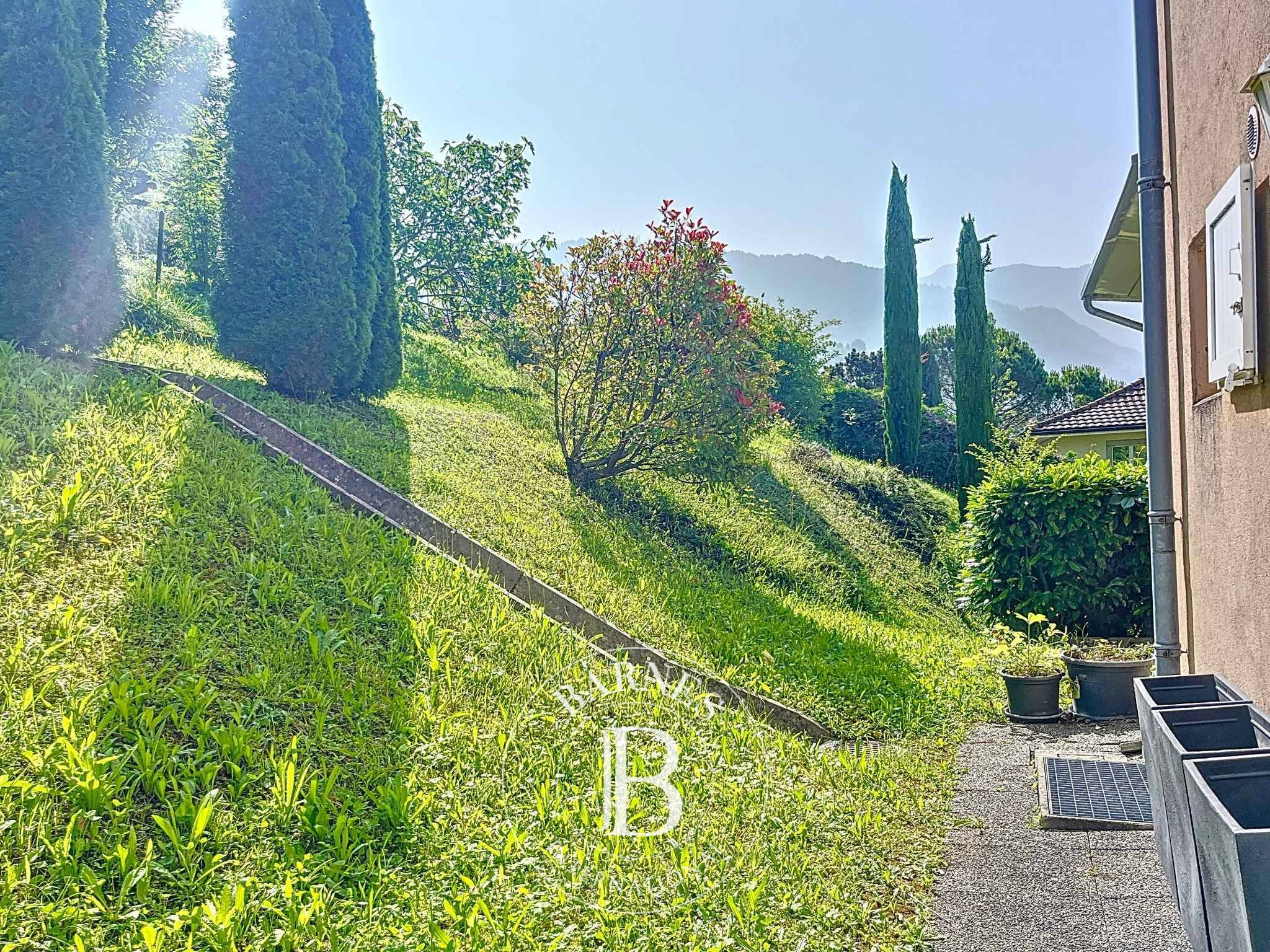 Daire Montreux - picture 13