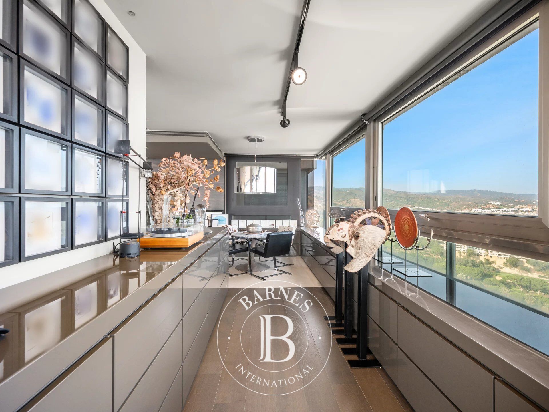 Penthouse Marbella - picture 9