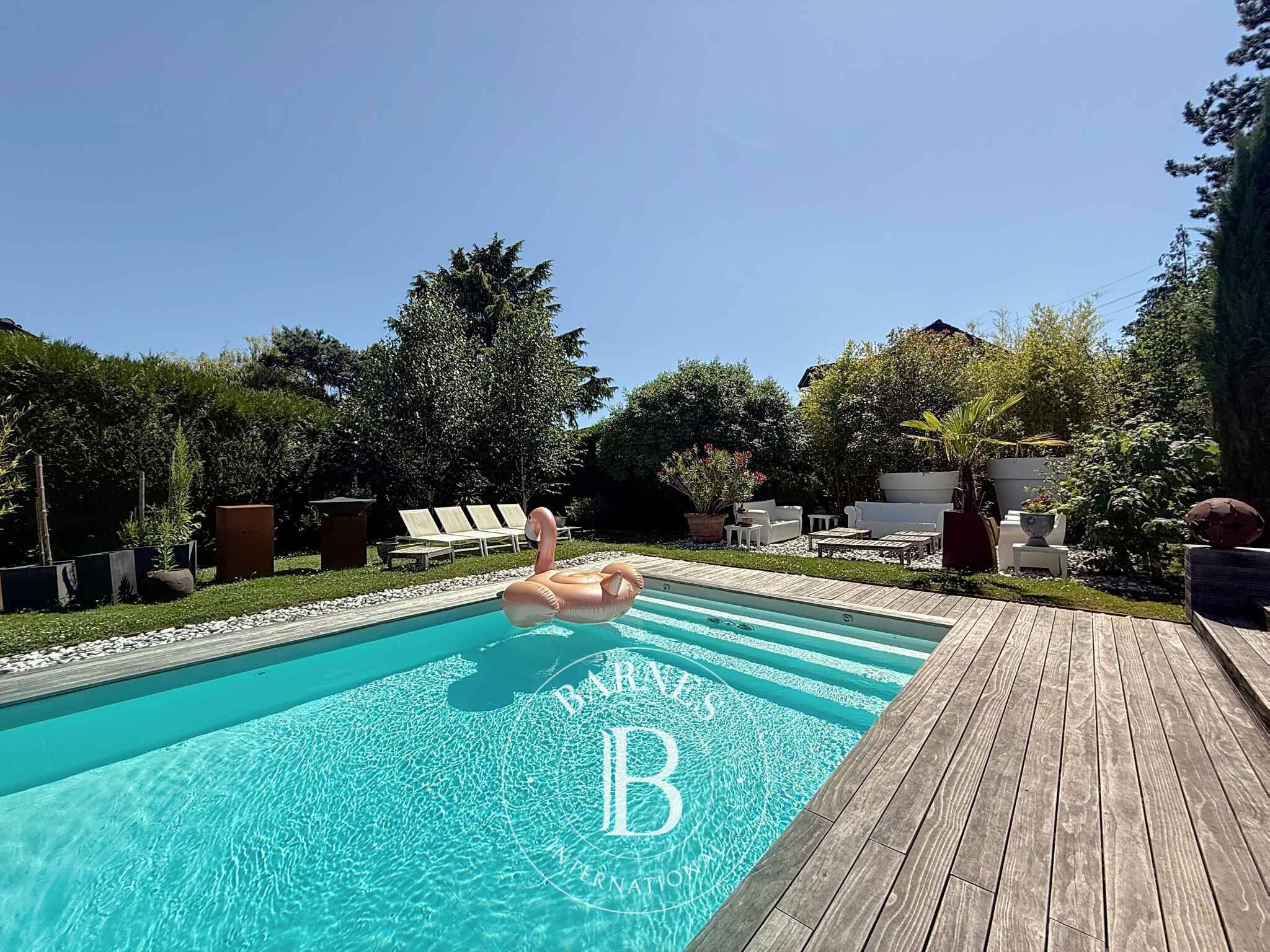 Villa Founex - picture 13