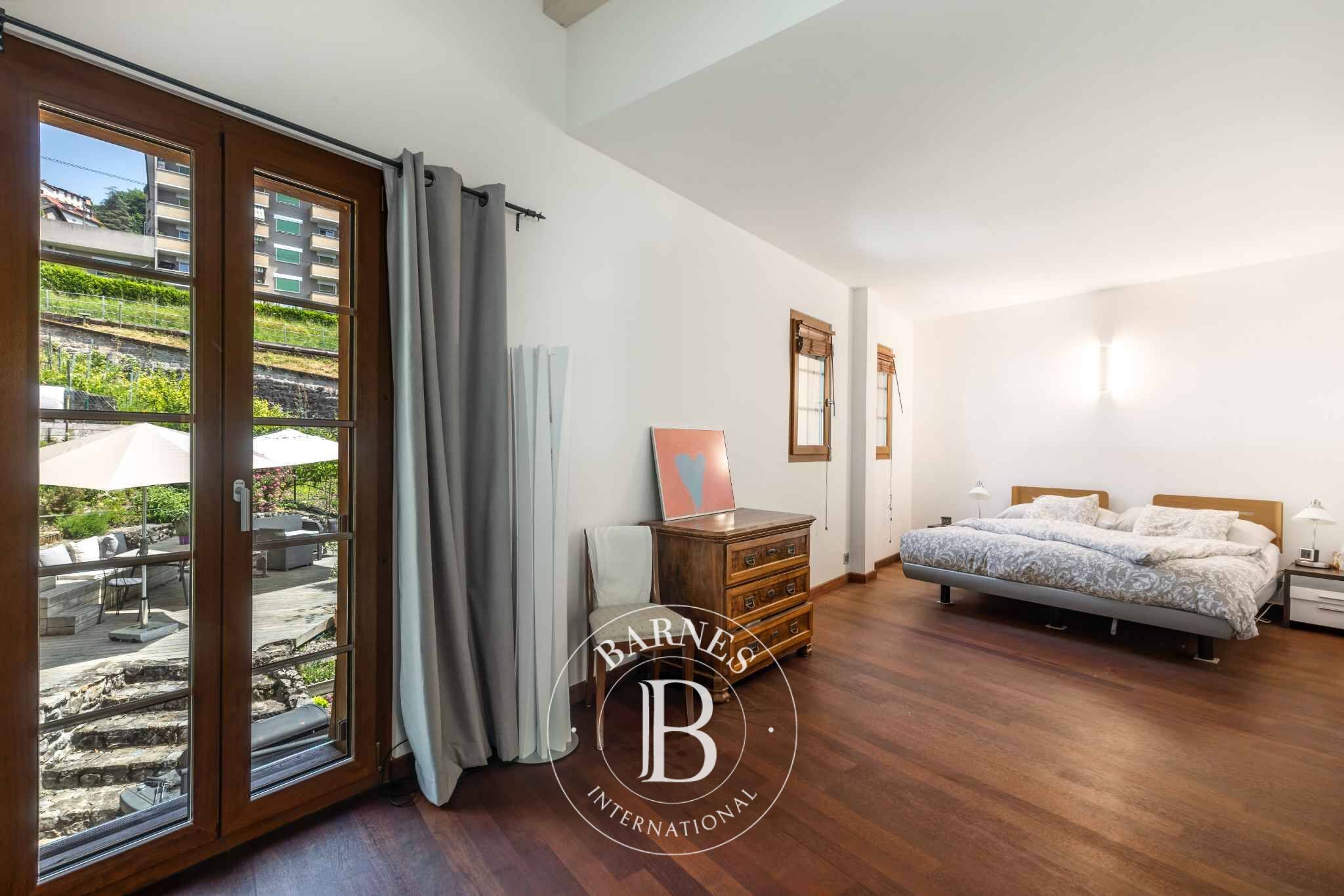 Villa Montreux - picture 6