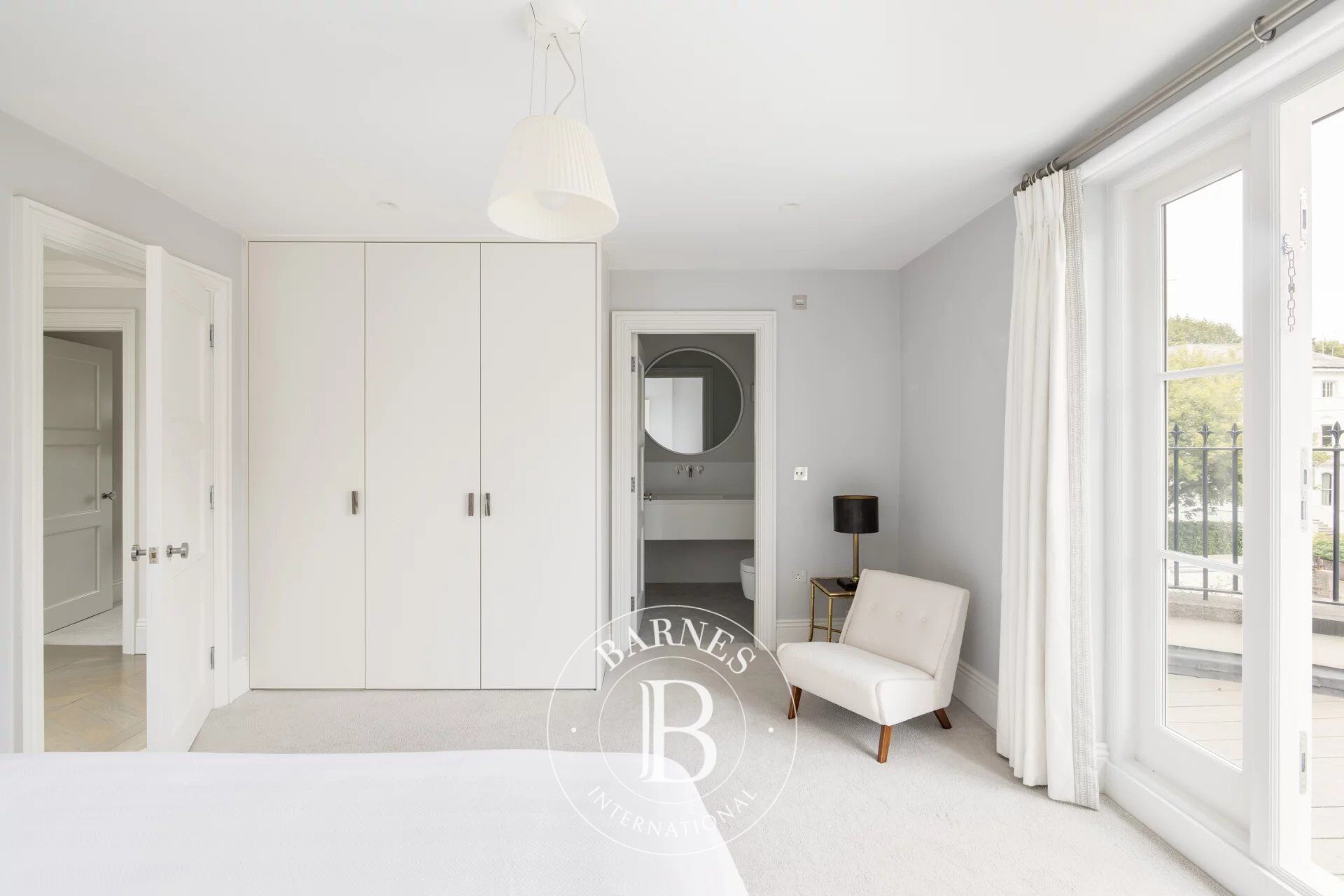 Ev London - picture 11