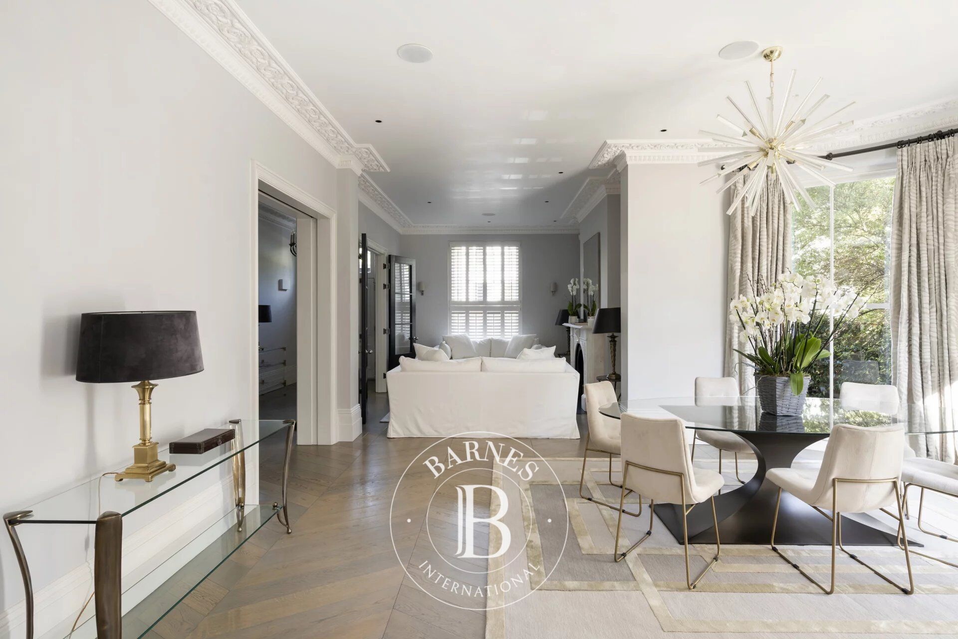 Ev London - picture 4