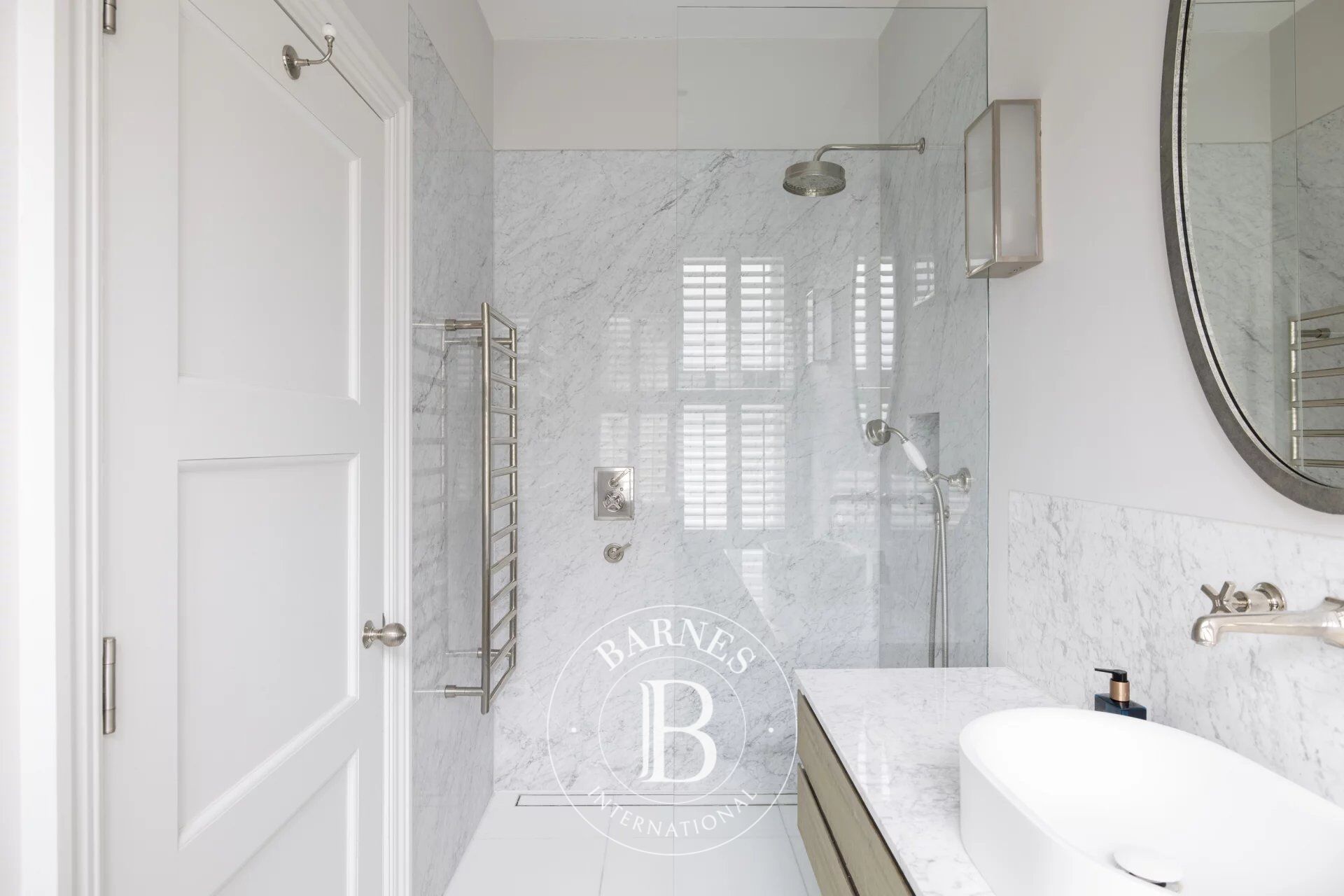 Ev London - picture 13