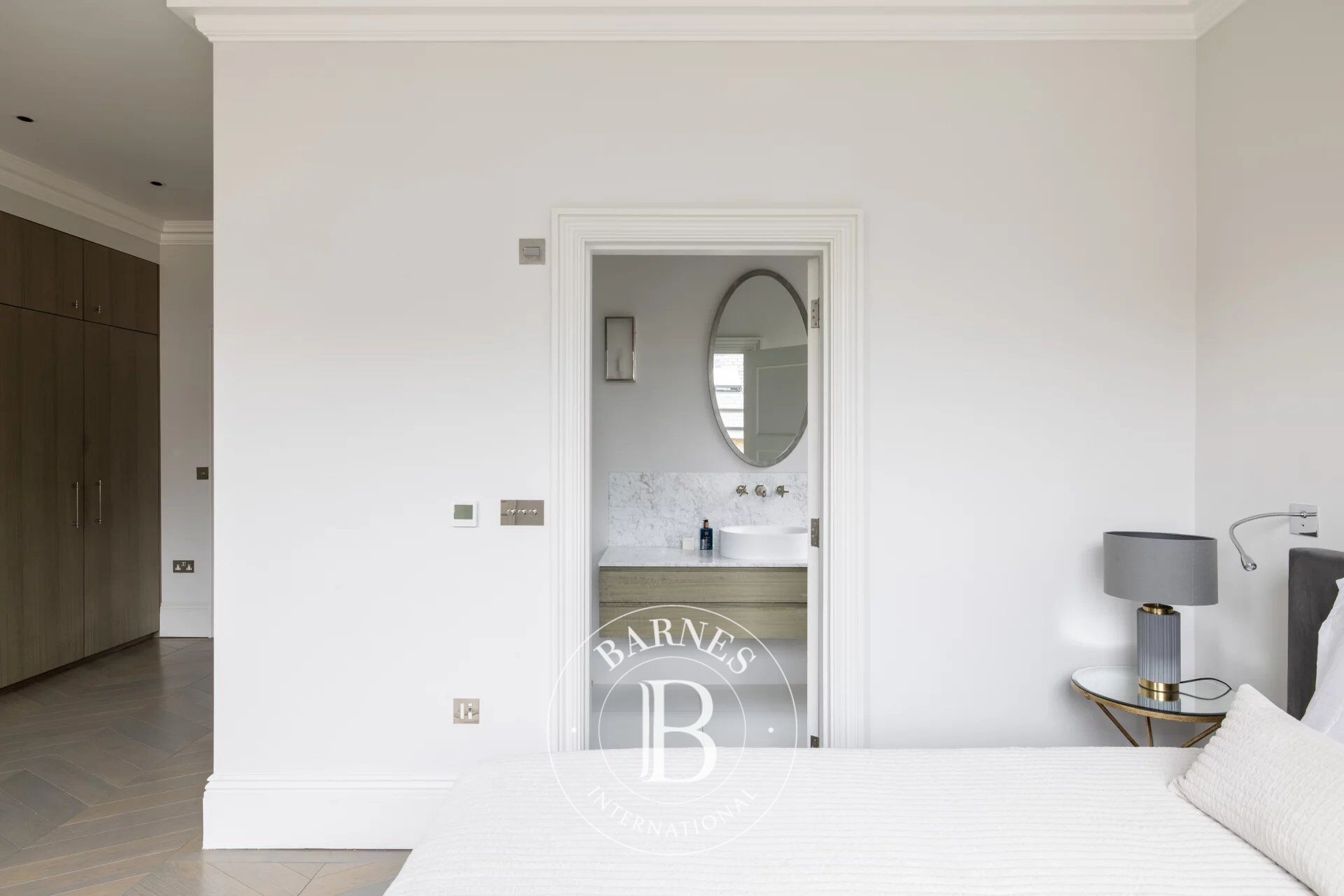 Ev London - picture 12