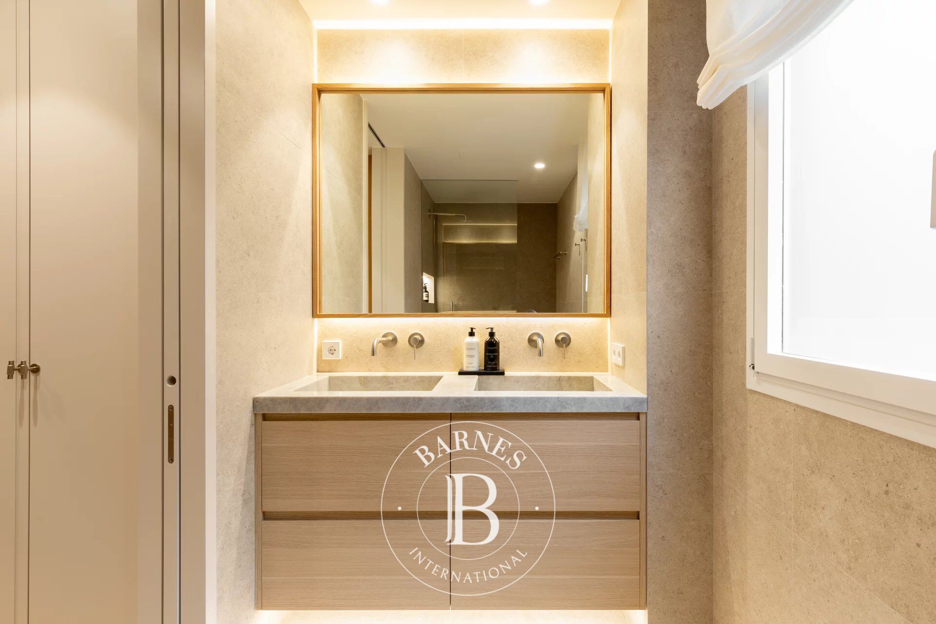 Daire Madrid - picture 24