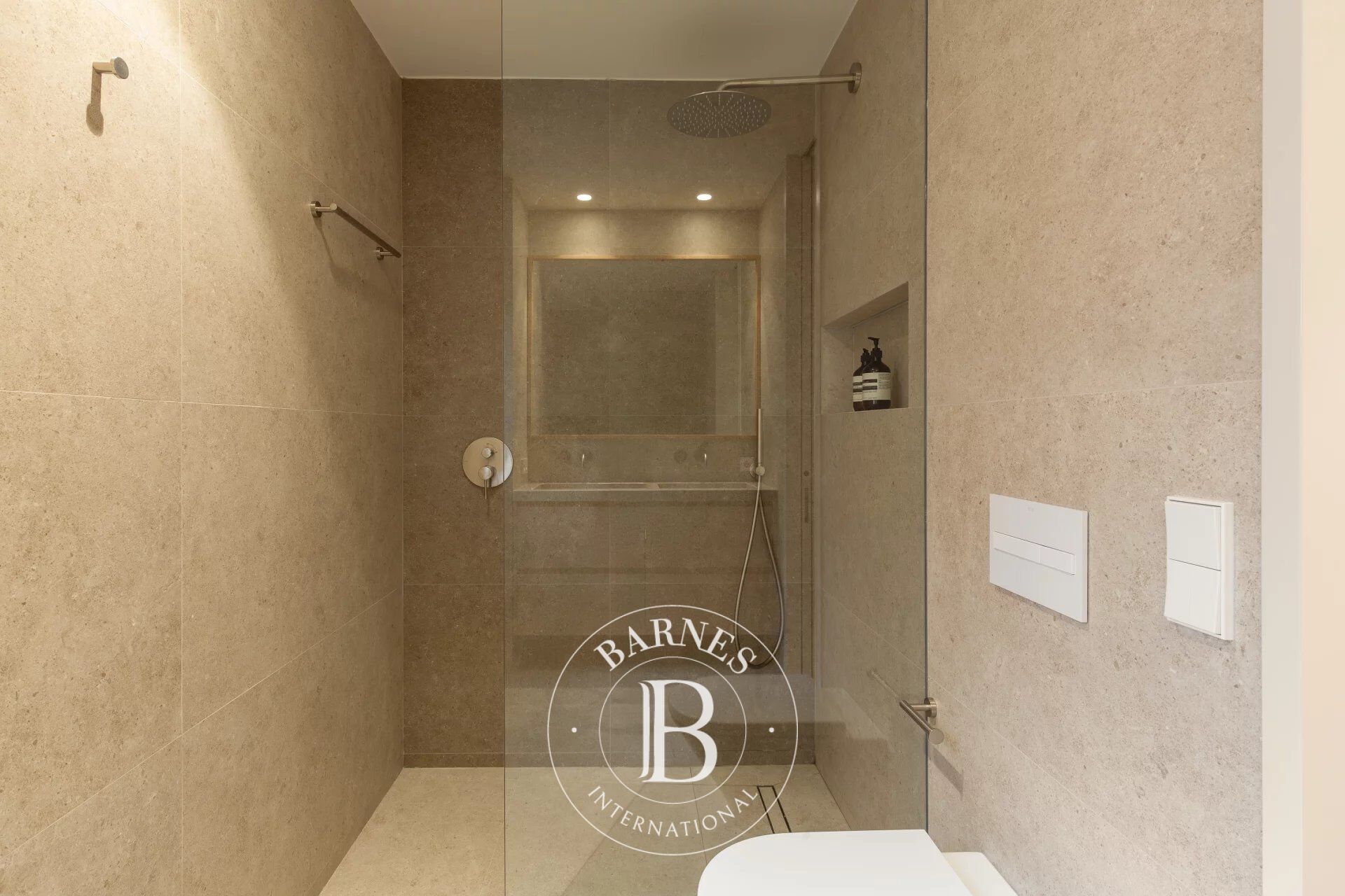 Daire Madrid - picture 23