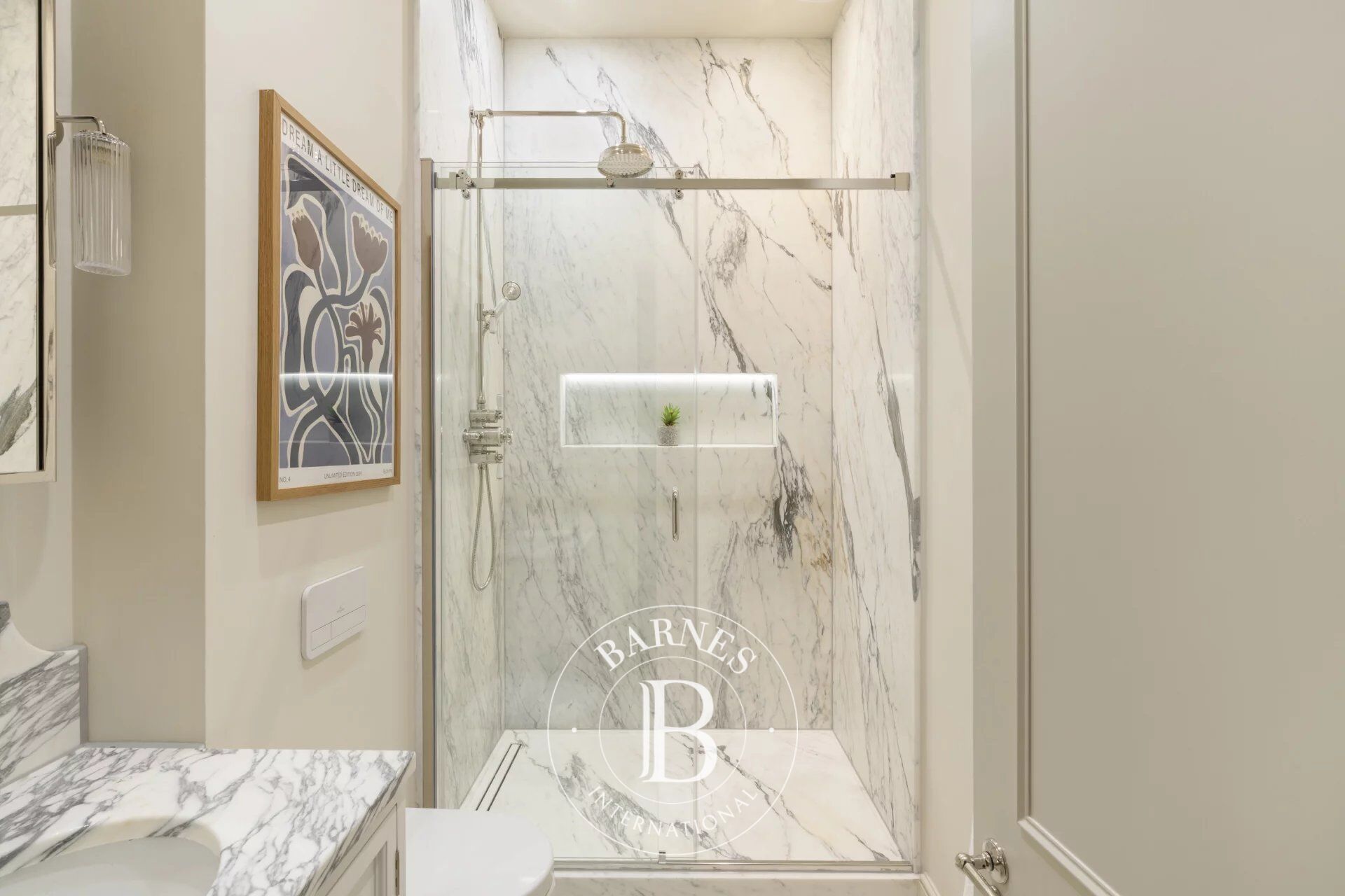 Daire London - picture 10