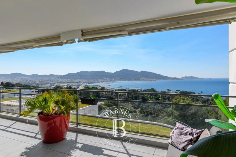 For Sale Apartment | Marseille 7ème - picture 1