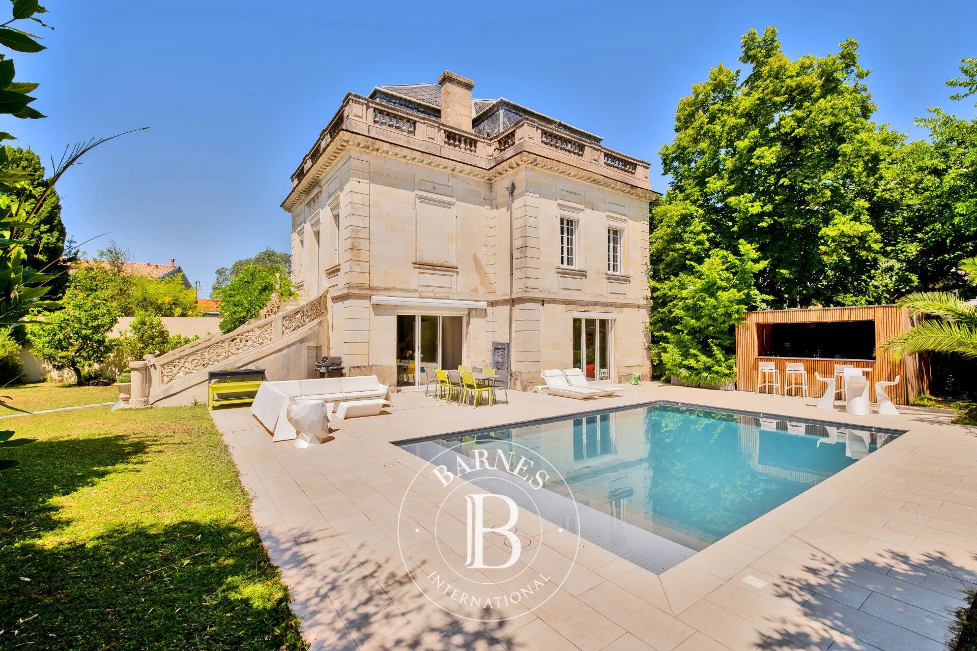 Mérignac Saint-Augustin - Maison de 250 m² - Jardin - Piscine - Carport - picture 2