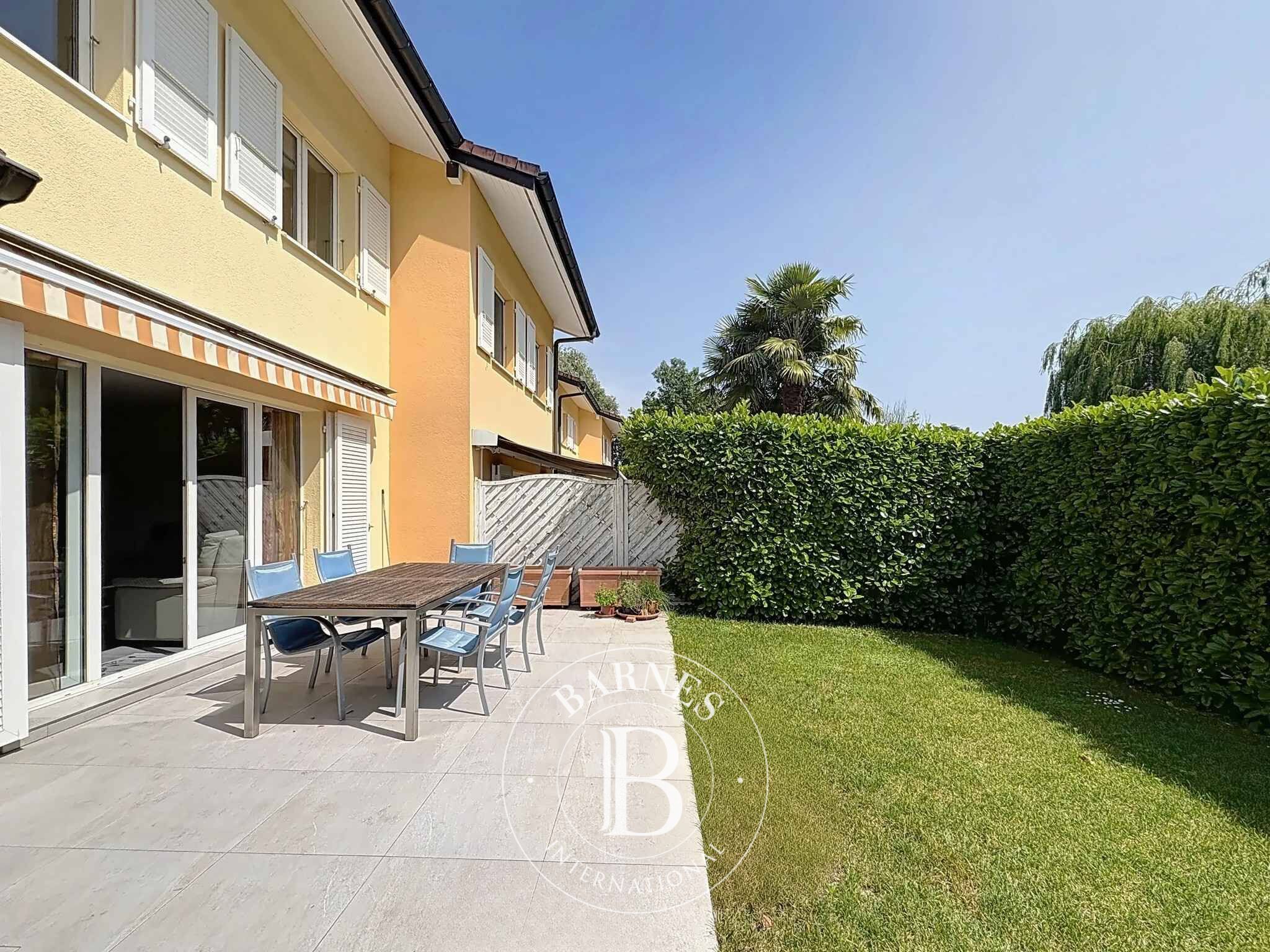 Yarı müstakil ev Cologny