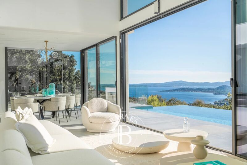 Venta, Villa Les Issambres - picture 1