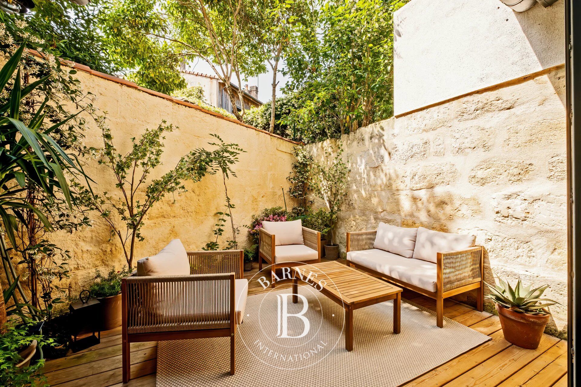 Talence – Barrière Saint-Genès – Stone House – 87 m² – Terrace - picture 1