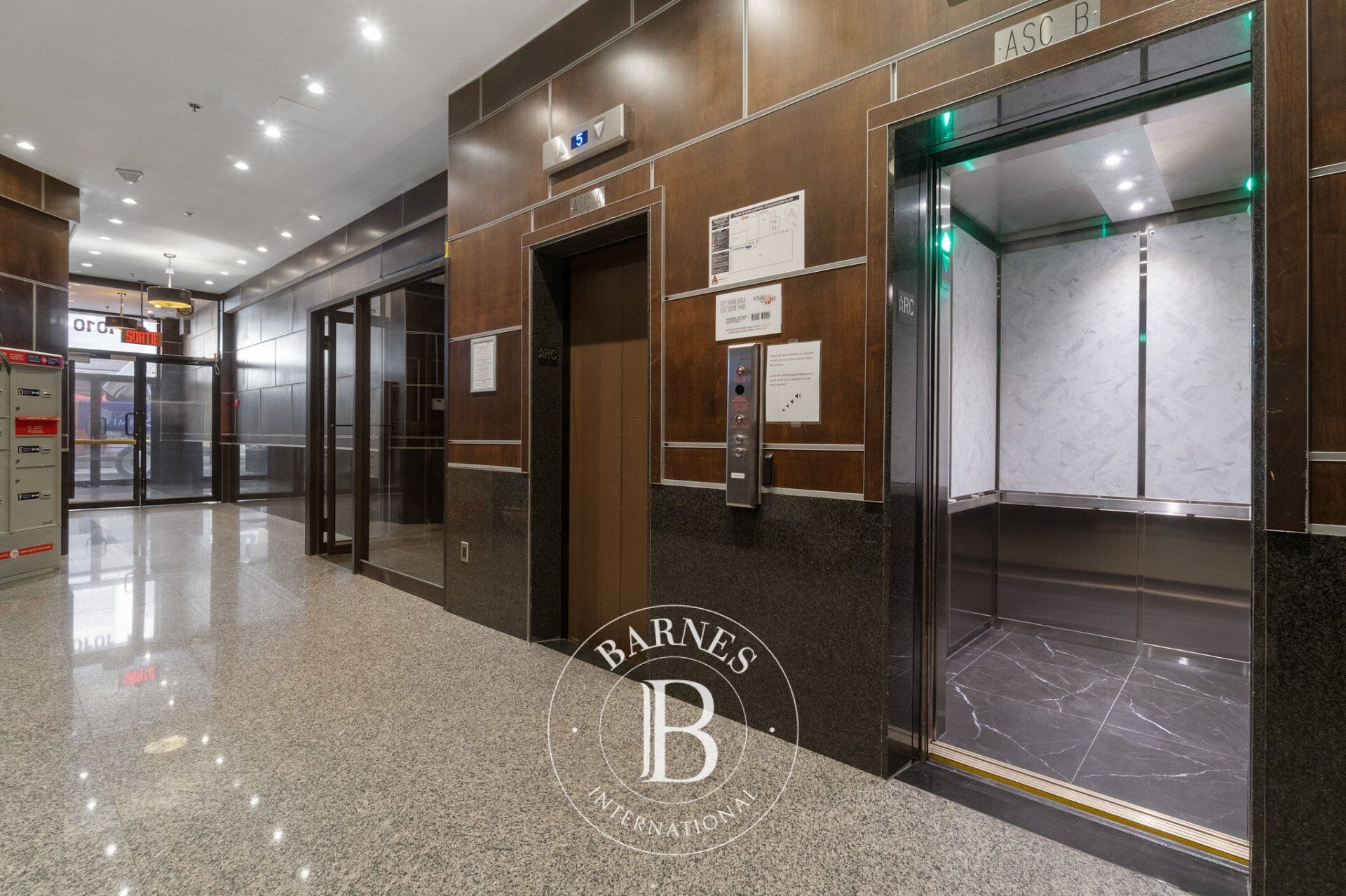 Daire Montréal (Ville-Marie) - picture 26