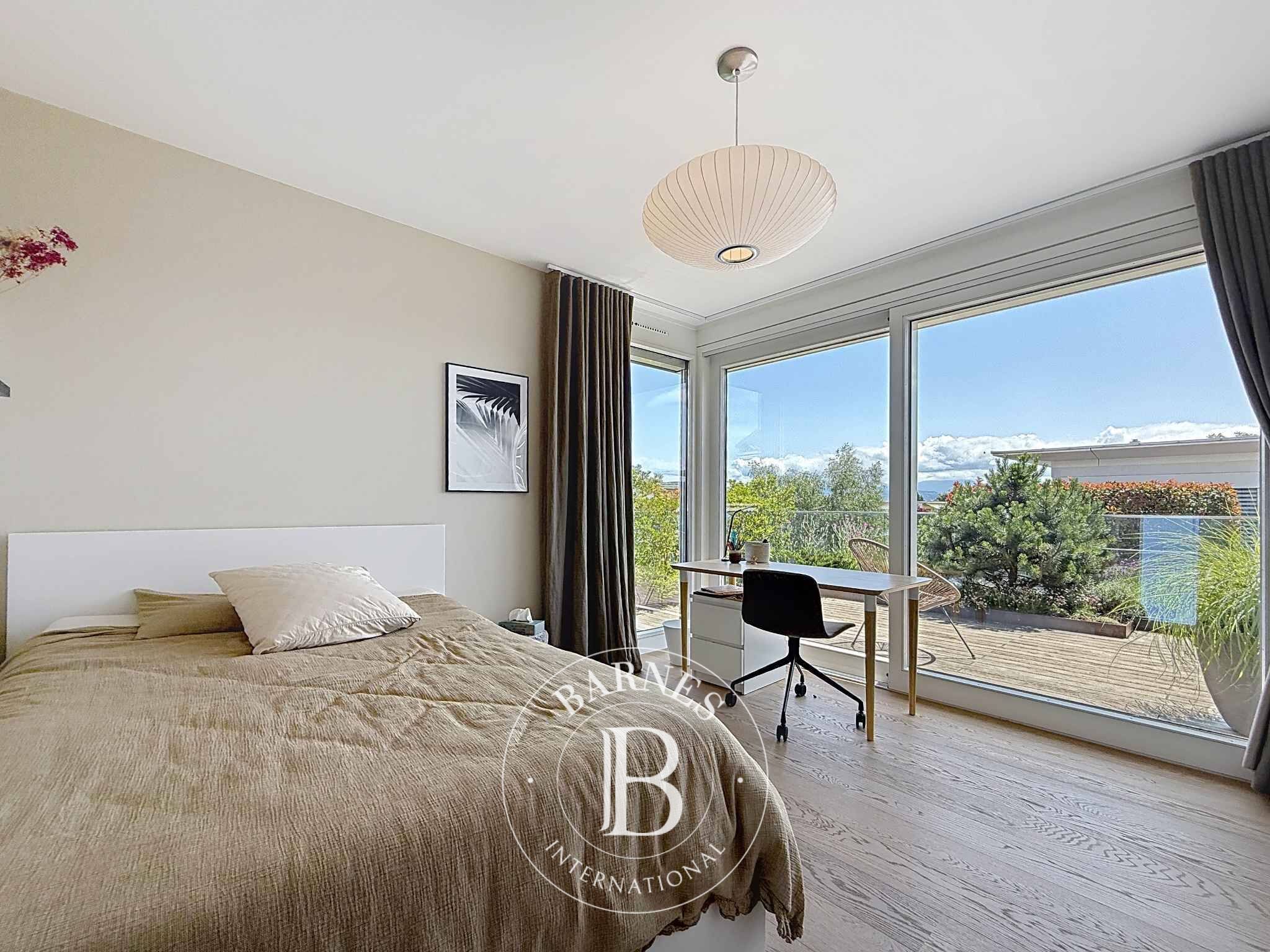 Penthouse Coppet - picture 11