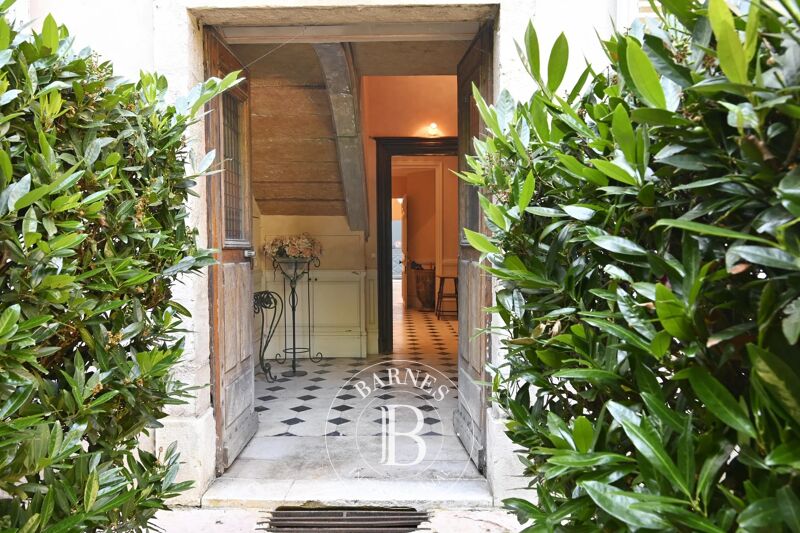 Venta, Palacete Chalon-sur-Saône - picture 2