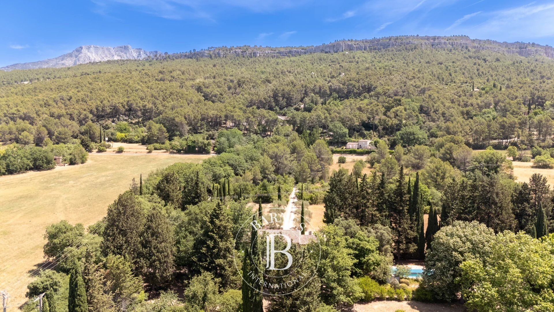 Casa Beaurecueil - picture 2