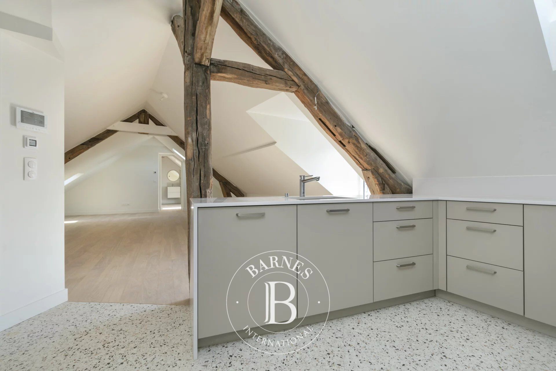 SAINT-GERMAIN-EN-LAYE - CENTRE VILLE - APPARTEMENT 3 PIECES - 2 CHAMBRES - NEUF - picture 1