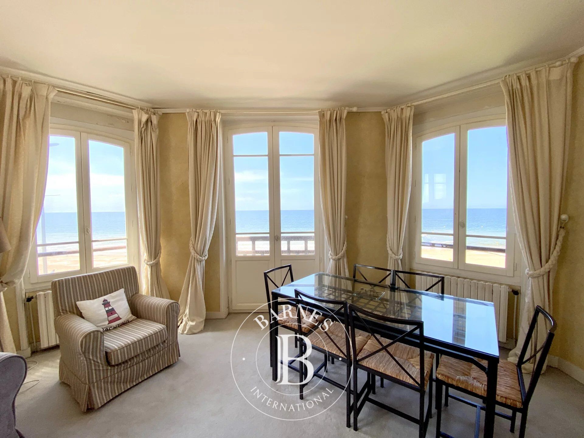 Apartment - 3 main rooms - facing the sea - Cabourg - picture 1