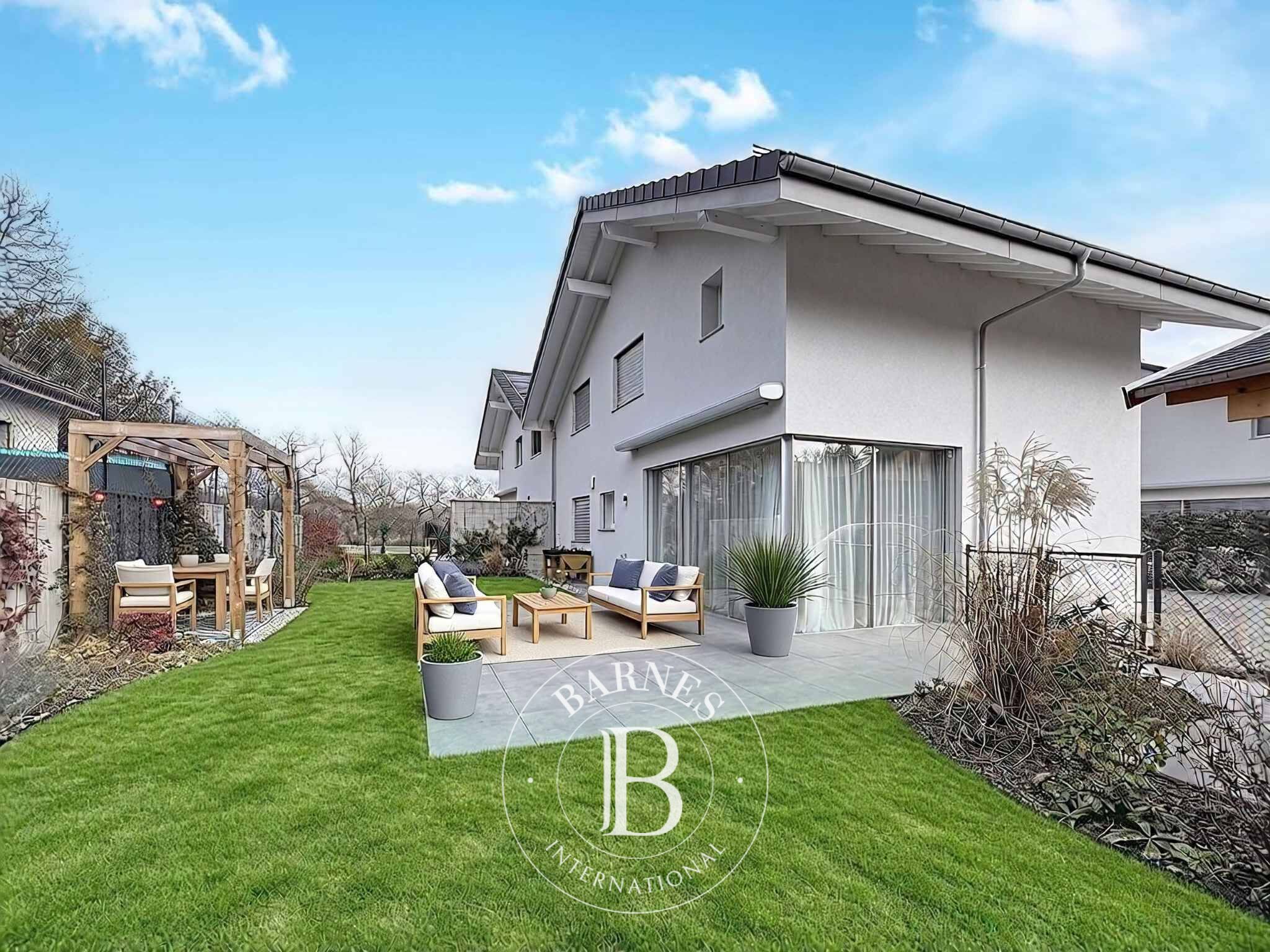 Doppelhaushälfte Nyon - picture 1