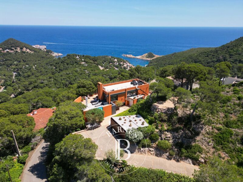 Villa élégante avec vue imprenable sur la mer à Begur, Costa Brava